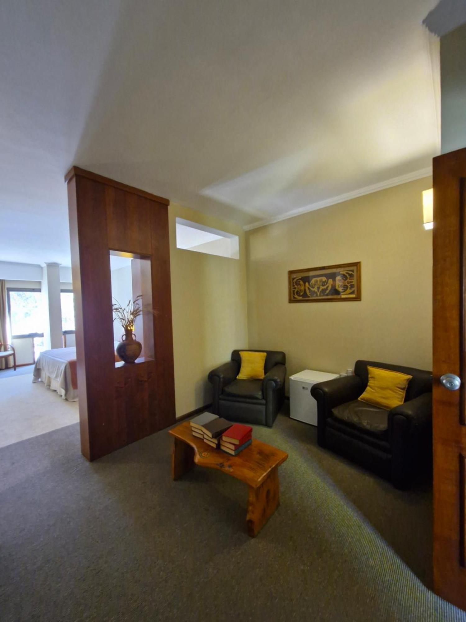 Hotel Blumig Villa General Belgrano Extérieur photo