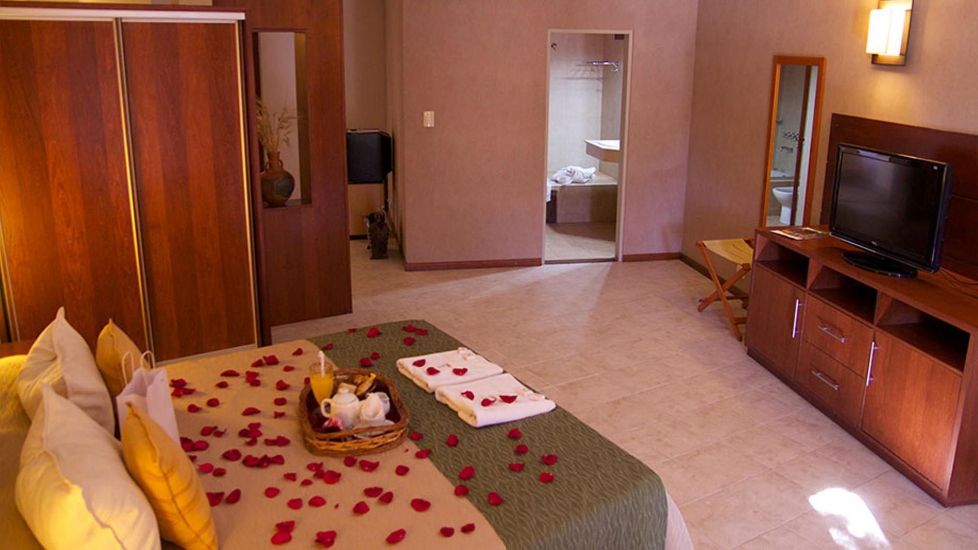 Hotel Blumig Villa General Belgrano Extérieur photo