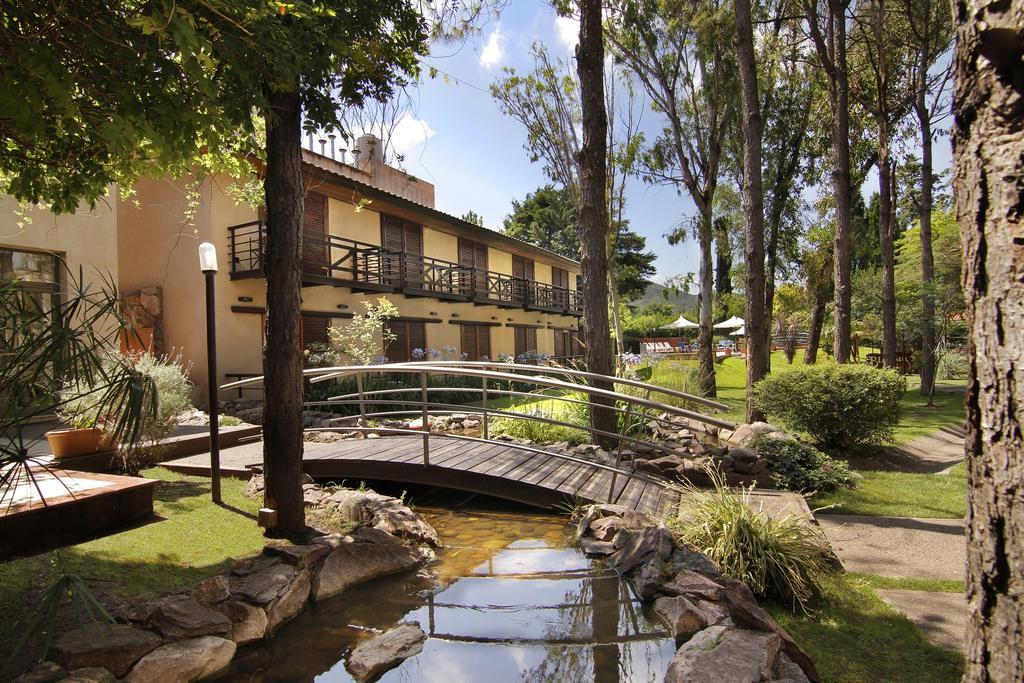 Hotel Blumig Villa General Belgrano Extérieur photo